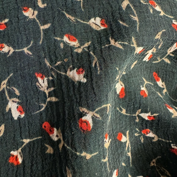 Essue Floral Dress, High Low, with short slip sewed in, New without tags - Picture 3 of 7